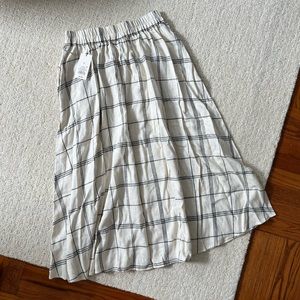 Women's Smocked Waist Mid-Rise Linen A-Line Skirt - A New Day size Small NWT